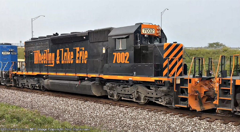 WE 7002